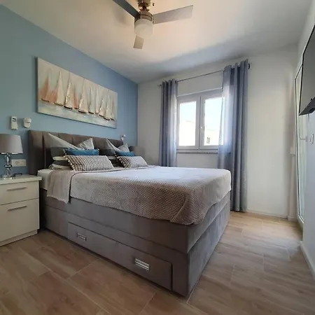 Apartament Und Berge Makarska