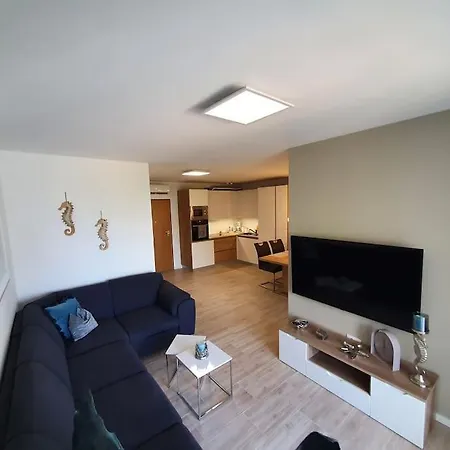 Und Berge Apartment *