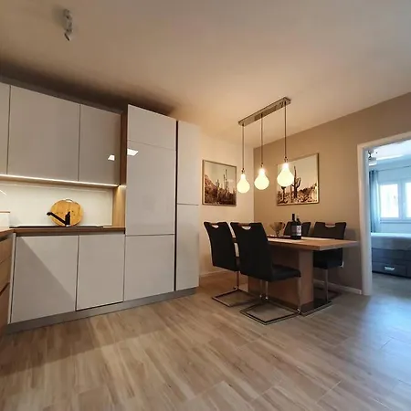 Apartament Und Berge Makarska